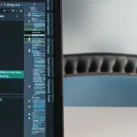 مشاوره و تولید نرم افزار و اپلیکیشن