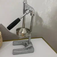 دستگاه آبمیوه گیری