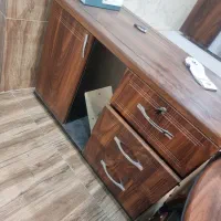 فروش بصورت یکجا صندلی و میز اداری تغییر شغل و ف|دفتر کار|اصفهان, زیار|دیوار