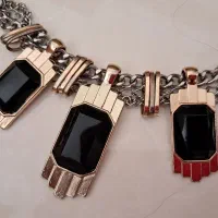 گردنبند امریکایی خاص