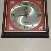 ساعت دیواری