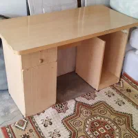 میز کامپیوتر و تحریر