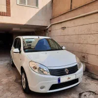 رنو ساندرو اتوماتیک مدل آخر ۱۳۹۵ درحدصفر