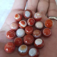 سنگ های کهنه سه پوست|کلکسیون اشیاء عتیقه|مشکین‌دشت, |دیوار