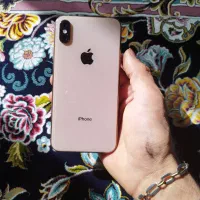ایفون xs