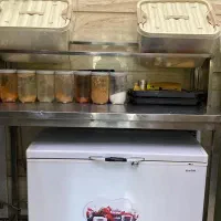 فریزر صندوقی و ترازو محک