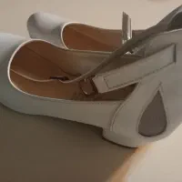 کفش پاشنه بلند