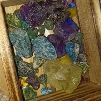 سنگ های راف اصل،وارداتی|جواهرات|تبریز, |دیوار