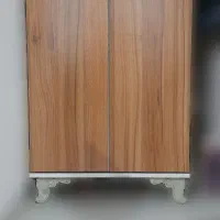 جاکفشی ، میز ناهار خوری