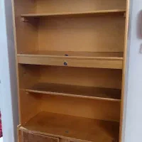 کمد جادار چندطبقه و قدیمی مناسب انباری و منزل