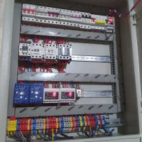 برقکار(برق ساختمان وتعمیرات دوربین و دزدگیر اماکن)|خدمات پیشه و مهارت|خمینیشهر, |دیوار