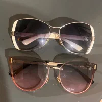 ۲ عینک افتابی ۴۰۰تومن