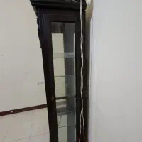 بوفه ویترین دار چوبی تاج دار و چراغ دار|بوفه، ویترین، کنسول|عسلویه, |دیوار