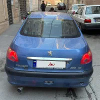 خودرو ۲۰۶ sd v8