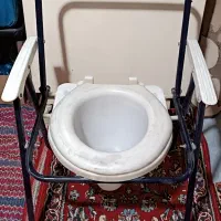 توالت فرنگی سالم و تمیز