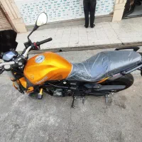 موتور بنلی ۳۰۰ سی سی طلایی|موتورسیکلت|قم, علی آباد|دیوار