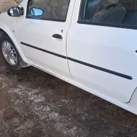 ال۹۰مدل ۹۶پارس خودرورنگ سفیدی لکه رنگ