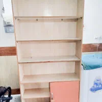کتابخانه،قفسه،شلف|کتابخانه، شلف، قفسه‌های دیواری|قم, چهل درخت‎|دیوار