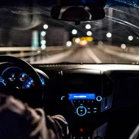 اموزش رانندگی مخصوص بانوان گواهی نامه دار