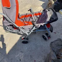 کالسکه دوقلو