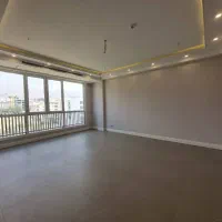 پاسداران ۱۳۰متر سه اتاق دسترس عالی نزدیک به مترو