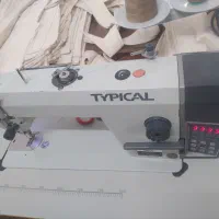 چرخ خیاطی صنعتی راسته کامپیوتری دوماکو ۴نخ کابویی|ماشین‌آلات صنعتی|نسیم‌شهر, |دیوار