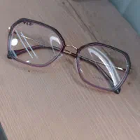 عینک طبی و افتابی