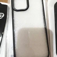 ۲عدد قاب و ۳ عدد گلس محافظ نمایش آیفون ۱۲ نرمال