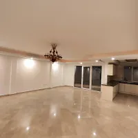 ۱۱۰متر کامرانیه/تاپ لوکیشن/خوش نقشه/کم واحد
