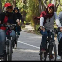 آموزش موتور و دوچرخه بانوان