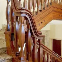 پله گرد چوبی نرده چوبی|خدمات پیشه و مهارت|چهارباغ, |دیوار