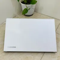لبتاب توشیبا i5 نسل چهارم / رنگ سفید خوشکل