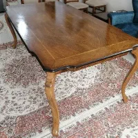 میز ناهارخوری بدون صندلی