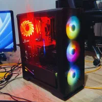 کیس گیمینگ i7 با رم۱۶ گرافیک rx470 مادربرد z270