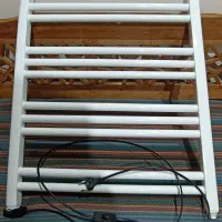 رادیاتور حوله خشک کن برقی نصف قیمت بازار|آبگرمکن، پکیج، شوفاژ|تهران, شهرک ولیعصر شمالی|دیوار