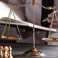 وکیل پایه یک دادگستری و مشاوره حقوقی