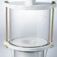 تراشکار ماهر    سرایدار اقاو خانم جوان