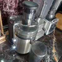 آبمیوه گیر|آبمیوه‌گیر و آب‌مرکبات‌گیر|تربت جام, پاسداران|دیوار