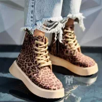 پوتین زنانه|کیف، کفش، کمربند|شیراز, نیستان|دیوار