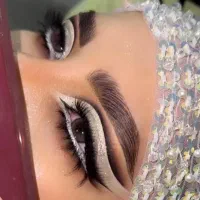 میکاپ و شنیون