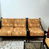 مبلمان ۸ نفره به همراه میز وسط مبل|مبلمان خانگی و میز عسلی|شاهین‌شهر, عطار|دیوار