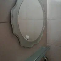 دستشویی با ایینه و جلو ایینه جا صابون مایع|لوازم سرویس بهداشتی|اصفهان, توپخانه ارتش|دیوار