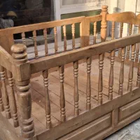 تخت چوبی برای بچه