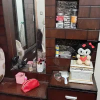 دلاور و کمد لباس