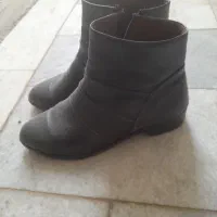 کفش خارجی|کیف، کفش، کمربند|خوی, |دیوار