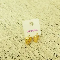 گوشواره مربعی سایز متوسط مارک ژوپینگ|بدلیجات|تهران, صد دستگاه|دیوار