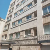 ۶۷متر ۲ خواب، پارکینگ، آسانسور ۴سال ساخت