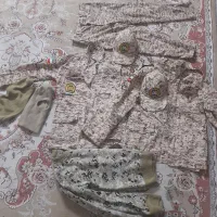 لباس ارتش ۲ دست لباس اورکت ژاکت کلاه‌ها سالم تمیز