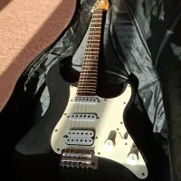 گیتار الکتریک یاماها مدل EG112C