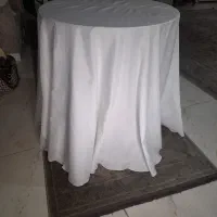 میزخاطره با رومیزی میز کاملا سالم بدون خط وخش|میز و صندلی غذاخوری|رشت, شهرک صبا|دیوار